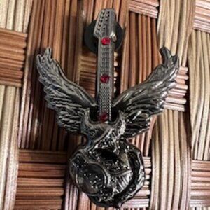 Hard Rock Cafe Pin Winged Guitar